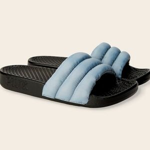 Nip luxury VS pink dusty blue puff sandals sz Med 7/7.5